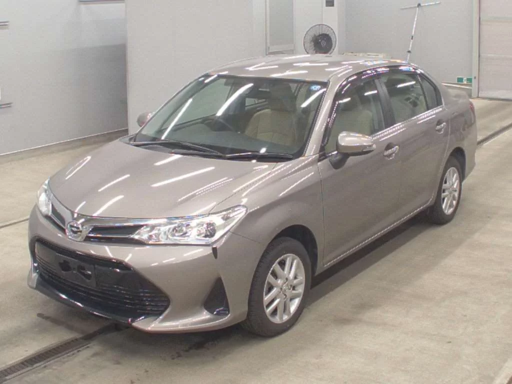 Toyota Corolla Axio NZE164 2019